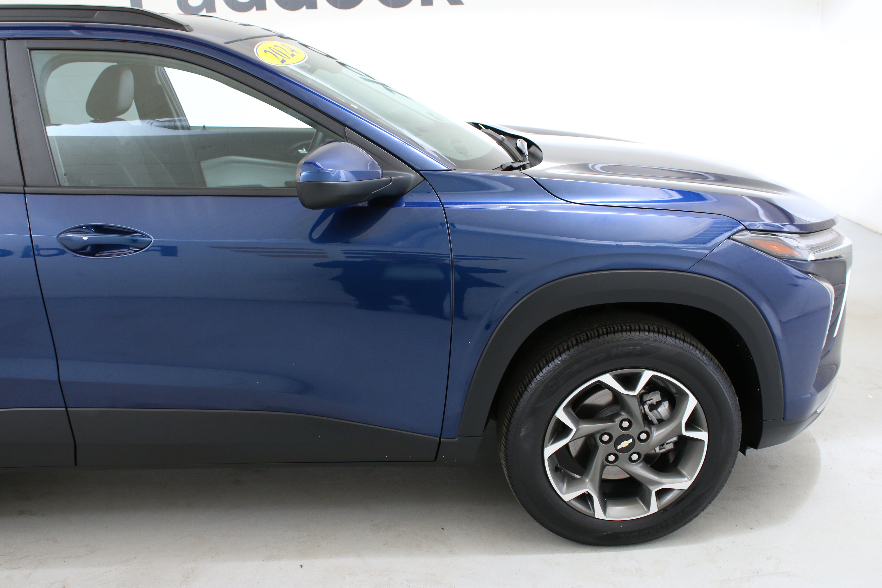Used 2024 Chevrolet Trax LT w/ Driver Confidence Package FWD image 10