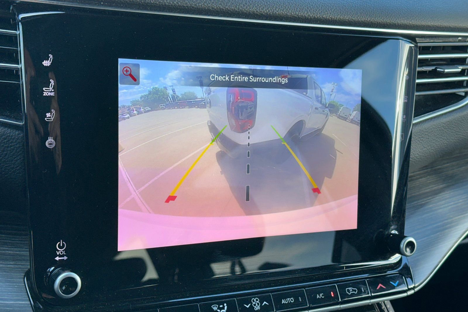 Used 2024 Jeep Wagoneer L Series II w/ Flexible Seating Group AWD/4WD image 21