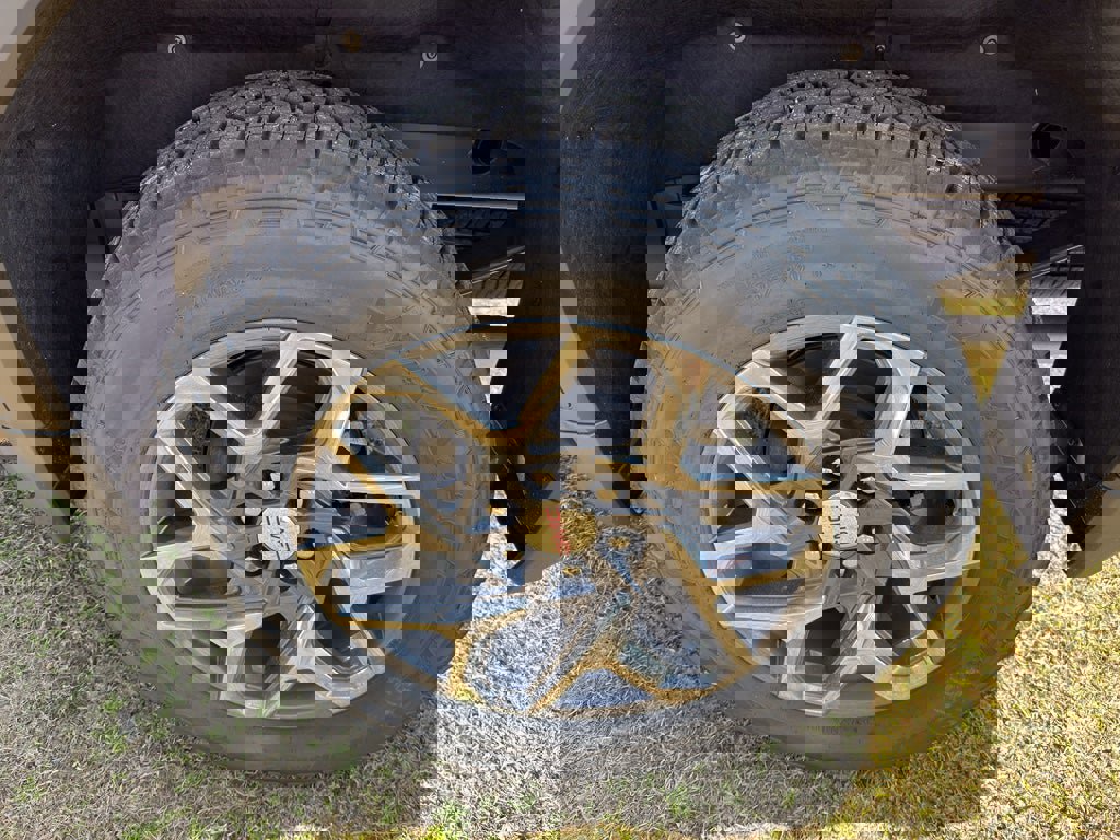 New 2026 GMC Sierra 1500 SLE image 26