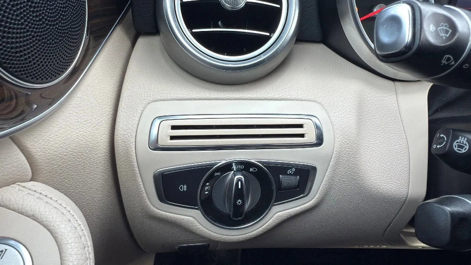 Used 2017 Mercedes-Benz C 300 4MATIC Sedan w/ Parking Assist Package image 14