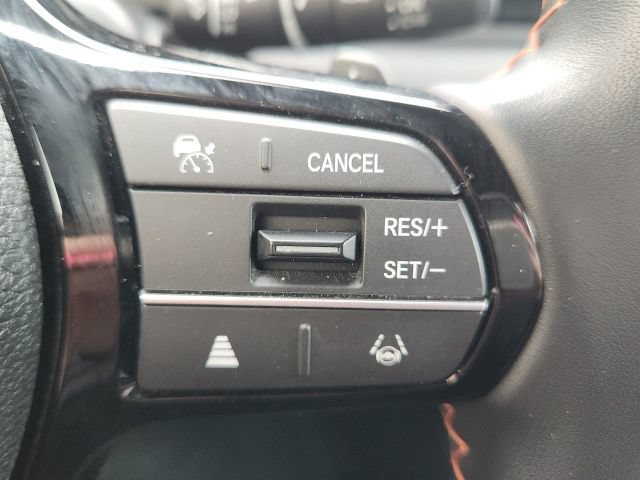 Used 2025 Honda Pilot Sport image 37