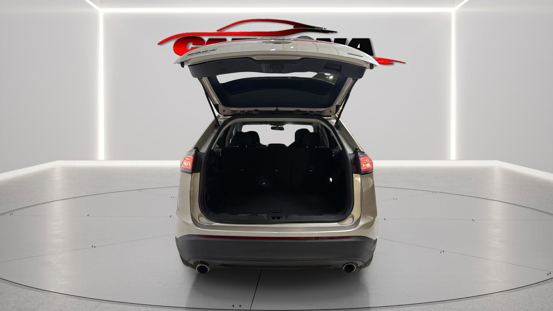 Used 2018 Ford Edge SE image 22