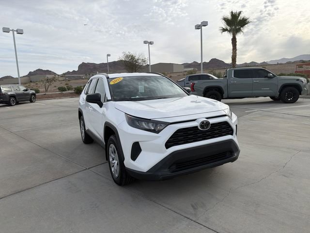 Certified 2021 Toyota RAV4 LE FWD image 3