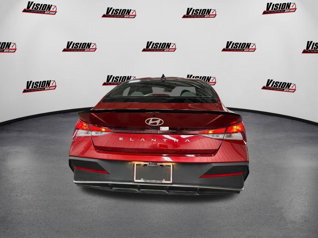 Certified 2025 Hyundai Elantra Sport image 6