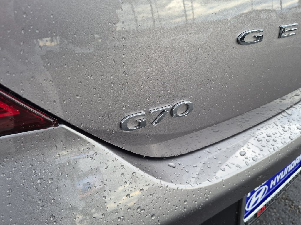 Used 2025 Genesis G70 2.5T RWD image 10