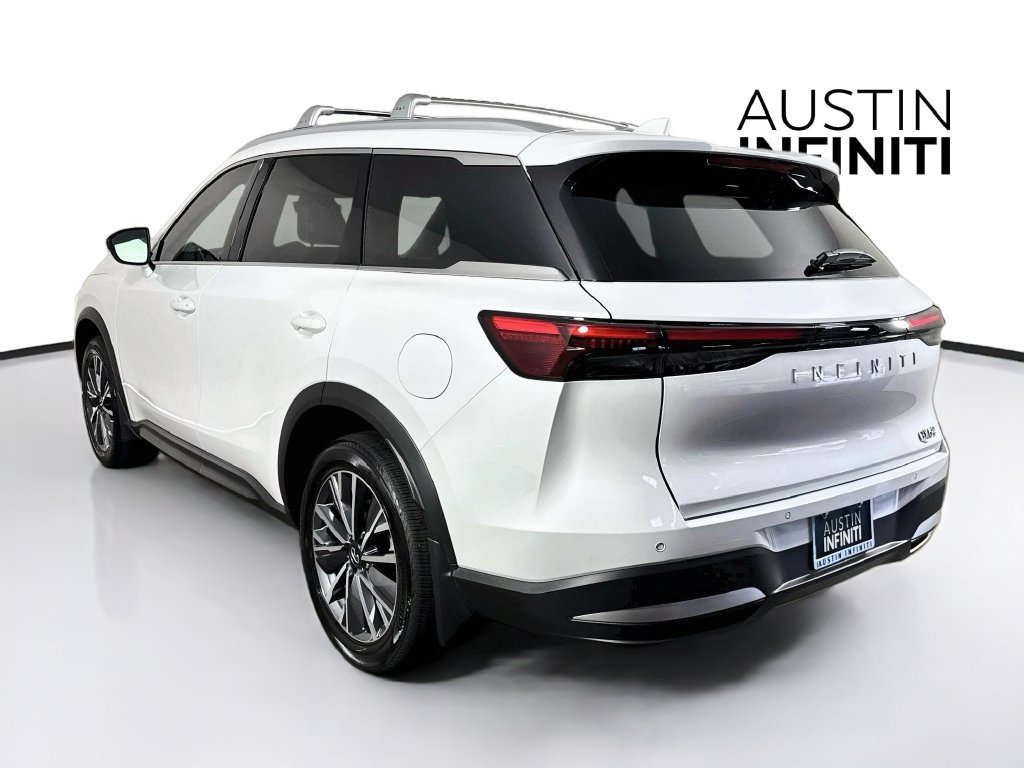 Certified 2027 INFINITI QX60 Luxe w/ Family Package FWD image 7
