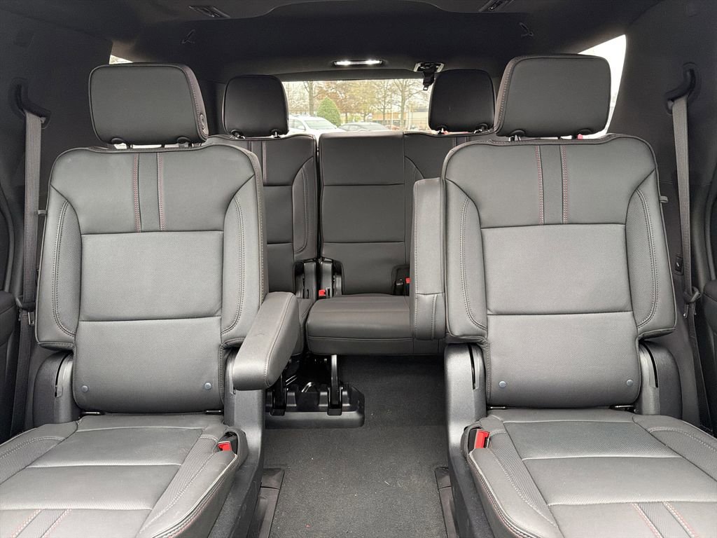 Used 2025 Chevrolet Tahoe RST w/ Comfort Package image 30