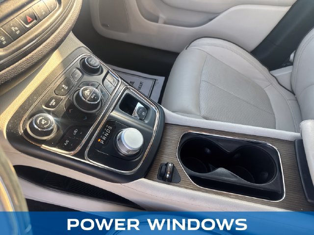 Used 2015 Chrysler 200 C w/ Navigation & Sound Group I AWD/4WD image 25