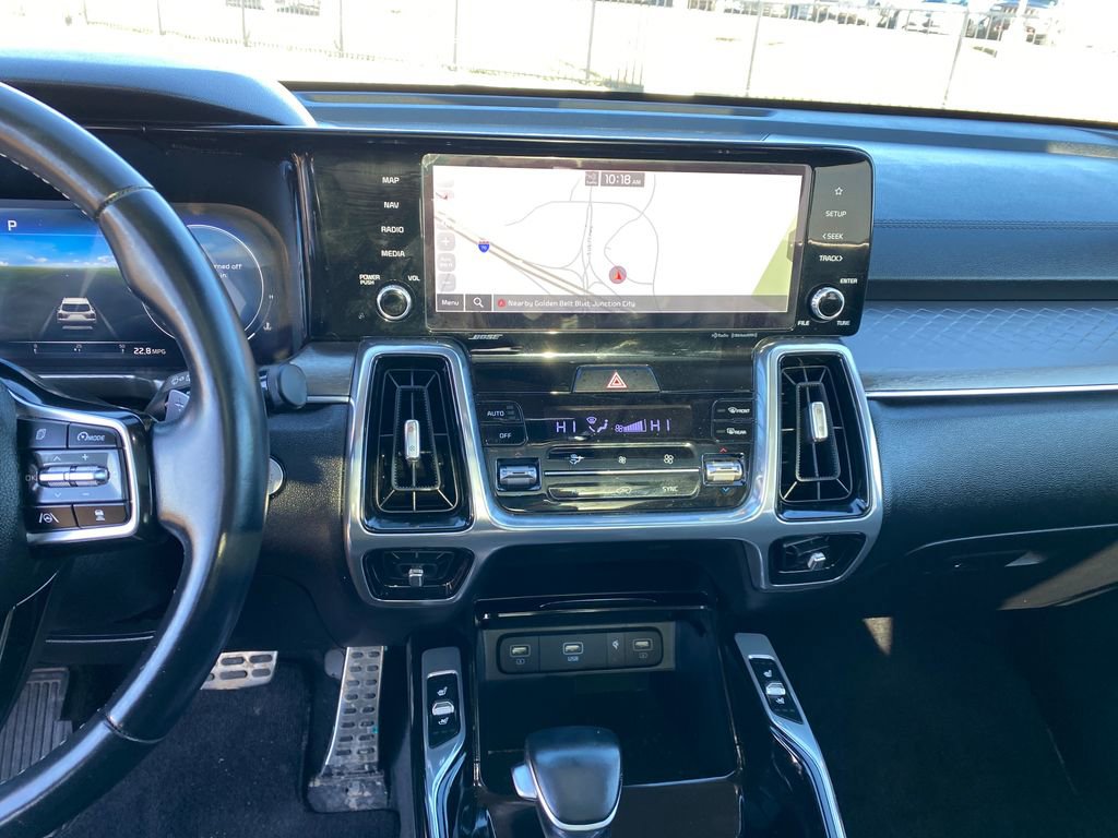 Used 2022 Kia Sorento SX image 18