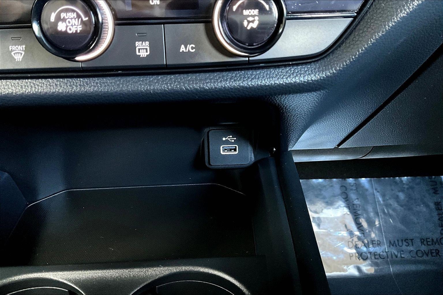 Used 2023 Honda HR-V LX image 15