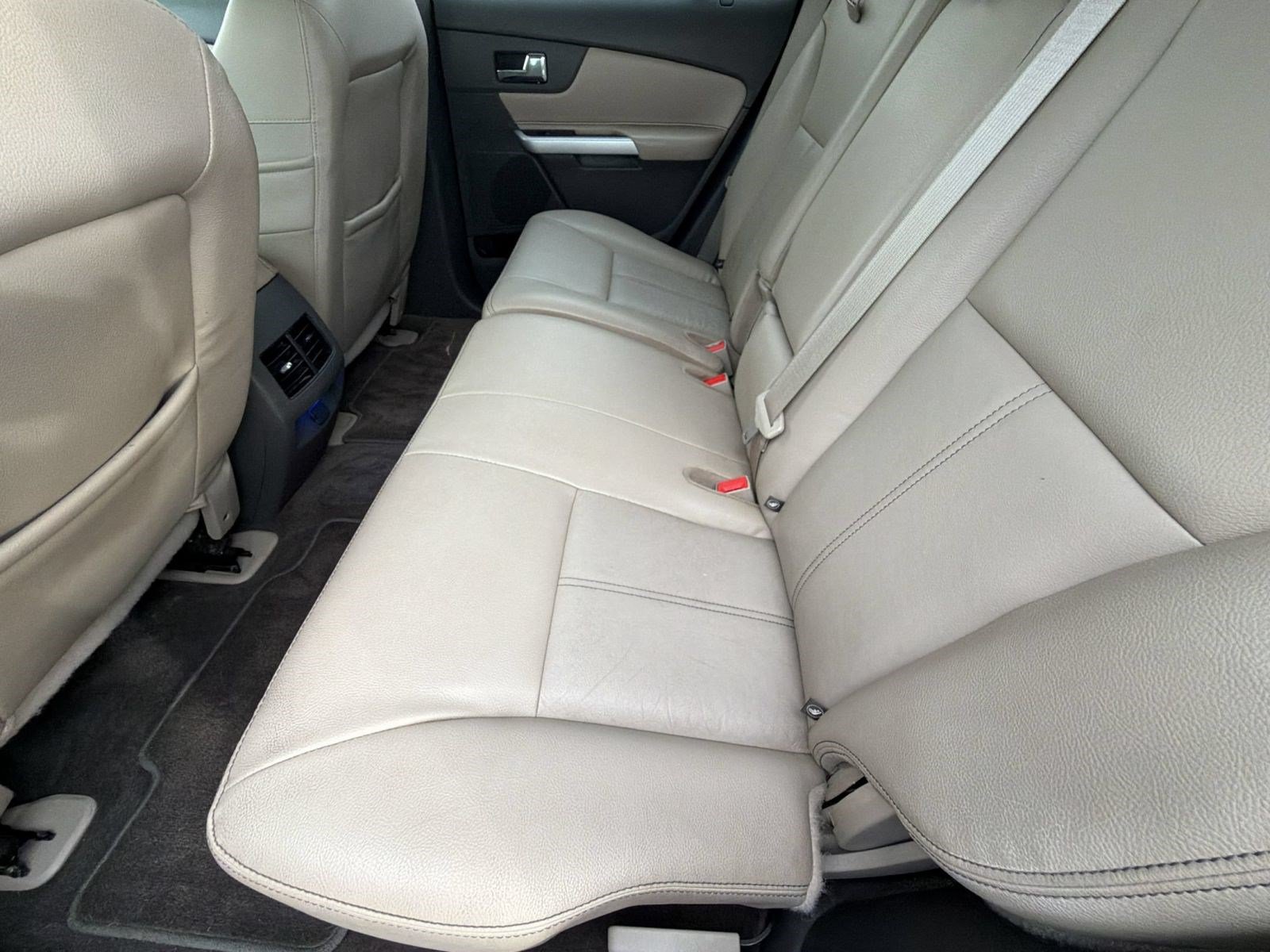 Used 2014 Ford Edge Limited w/ Equipment Group 301A FWD image 24