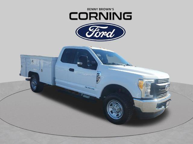 Certified 2017 Ford F350 XL w/ Power Equipment Group AWD/4WD image 7