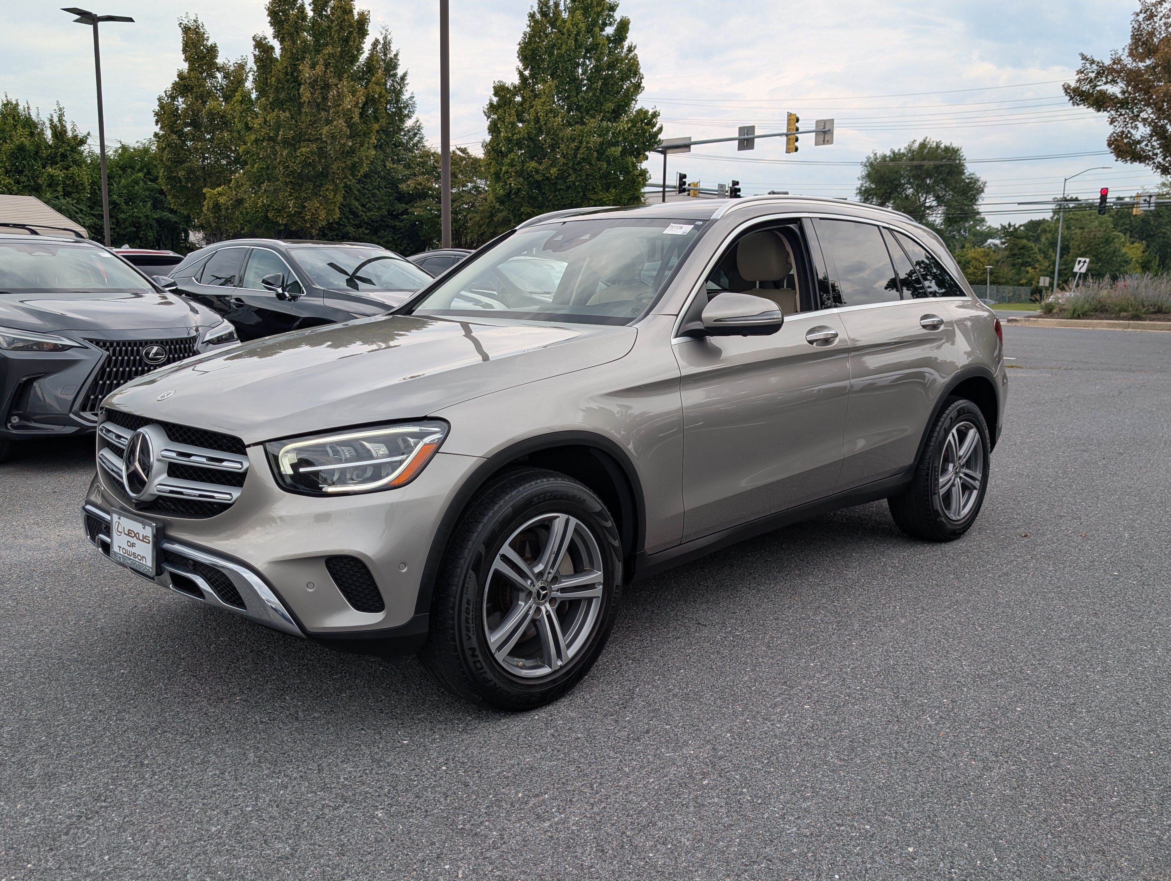 Used 2021 Mercedes-Benz GLC 300 4MATIC image 7