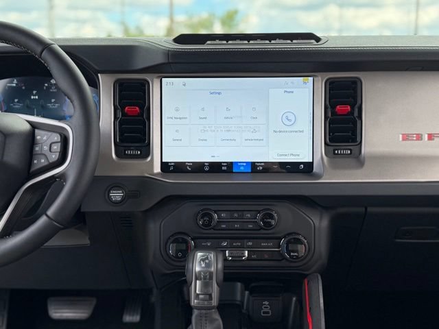 New 2026 Ford Bronco Outer Banks w/ Sasquatch Package AWD/4WD image 23