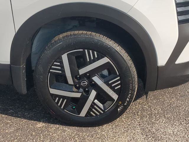 Certified 2026 Nissan Kicks SV image 11