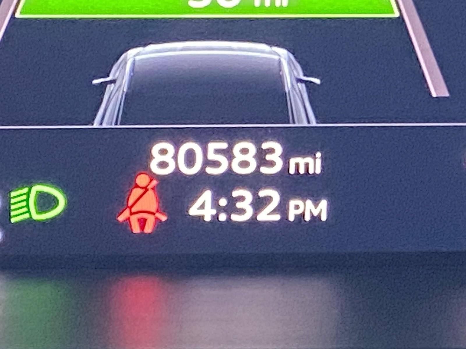 Used 2022 Audi e-tron Premium image 28