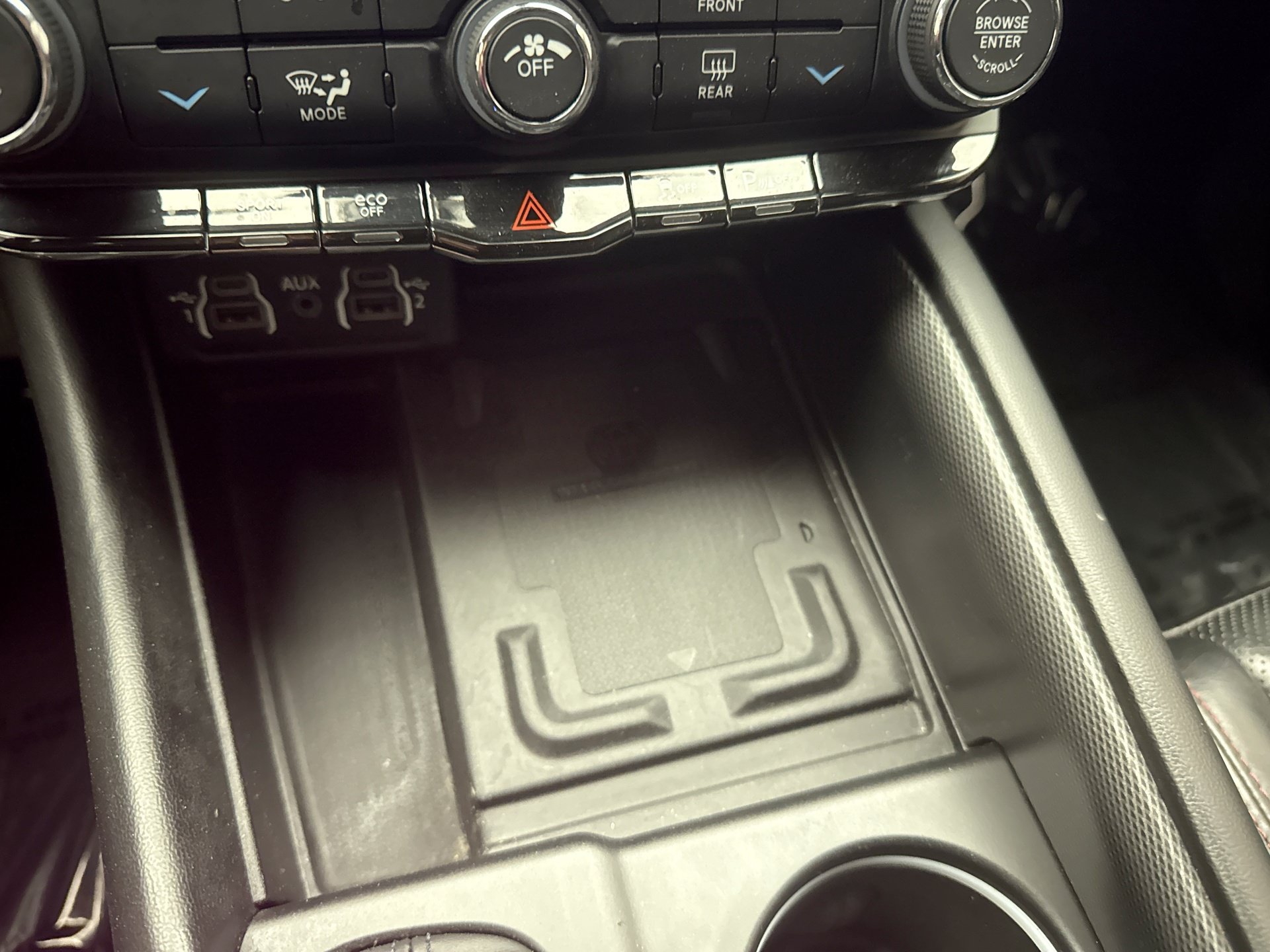 Used 2022 Dodge Durango R/T w/ Blacktop Package AWD/4WD image 17