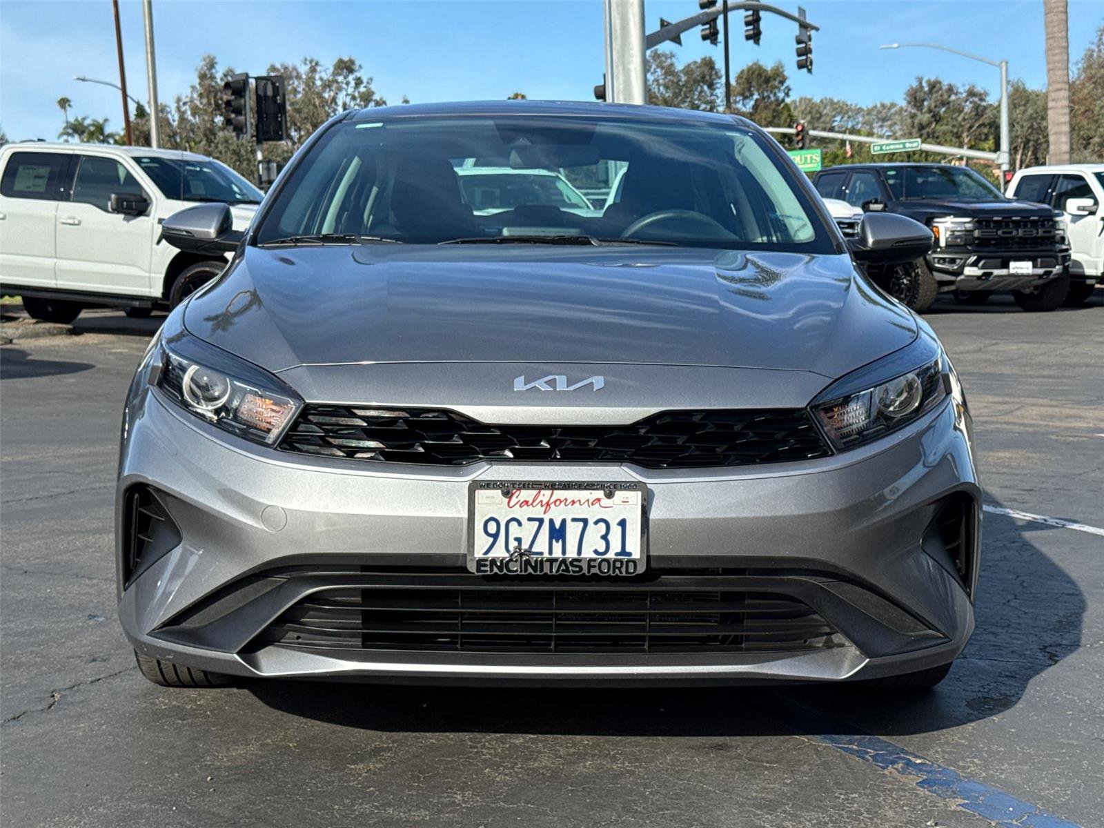Used 2023 Kia Forte LXS w/ LXS Technology Package FWD image 5