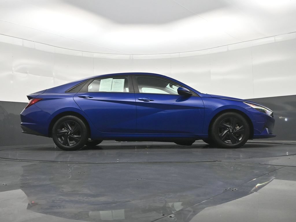 Used 2022 Hyundai Elantra SEL w/ Convenience Package FWD image 29