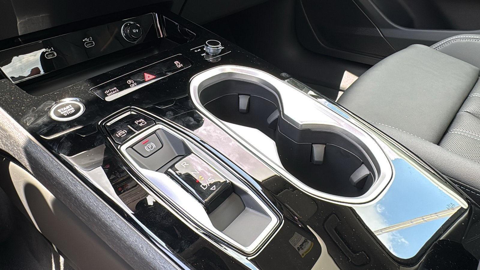 New 2026 Audi A6 Premium Plus AWD/4WD image 21