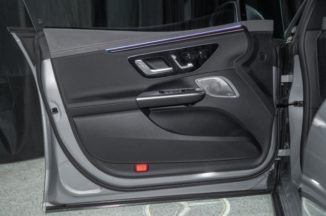 Certified 2023 Mercedes-Benz EQE 500 4MATIC Sedan image 10