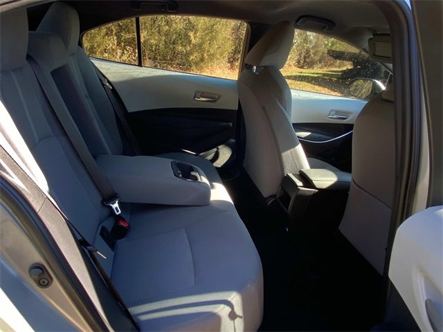 Used 2021 Toyota Corolla SE image 32