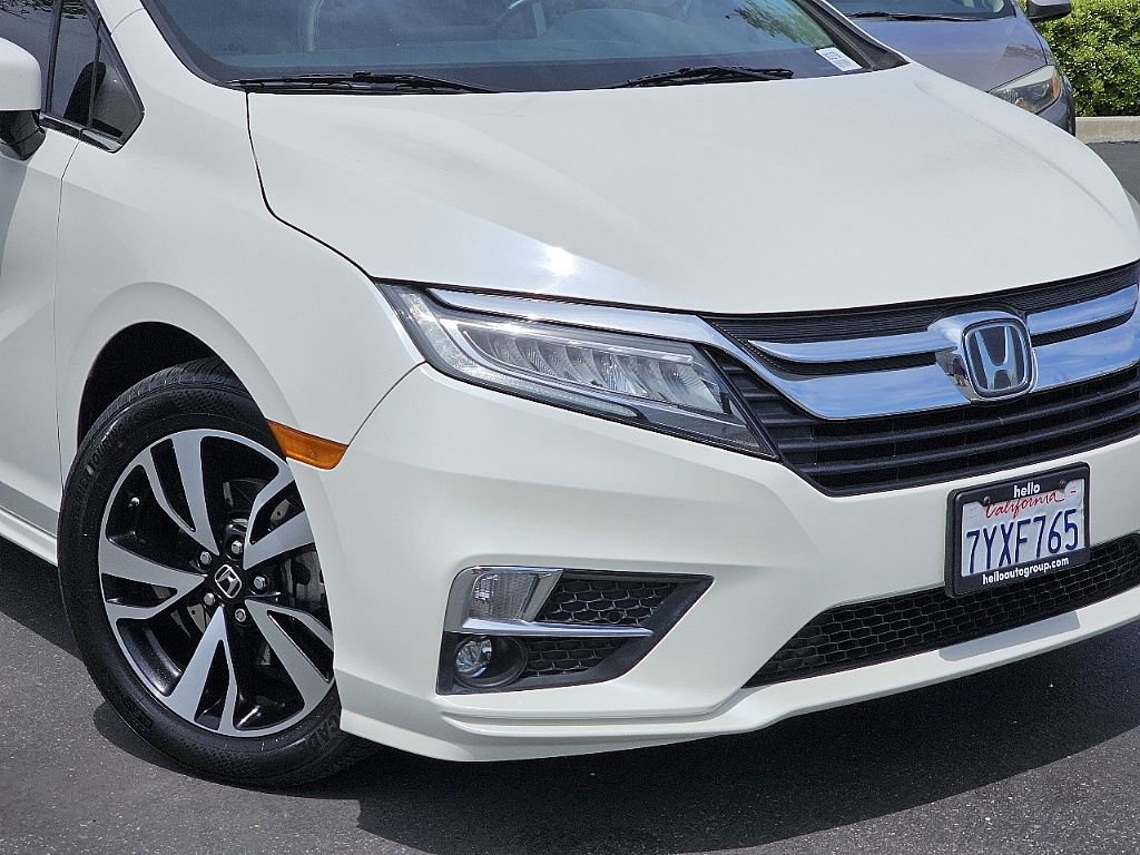 Used 2018 Honda Odyssey Elite image 4