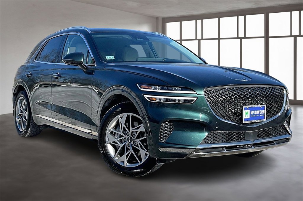 Used 2023 Genesis GV70 2.5T Select w/ Select Package image 3