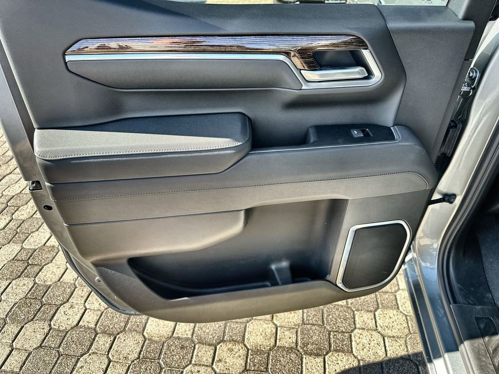New 2026 GMC Sierra 1500 Elevation image 15