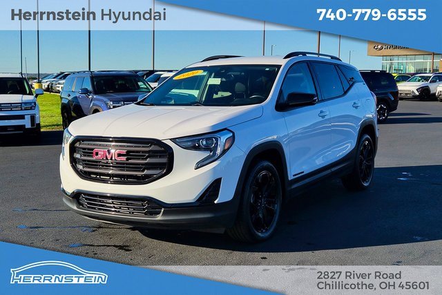 Used 2020 GMC Terrain SLE w/ Driver Convenience Package image 3