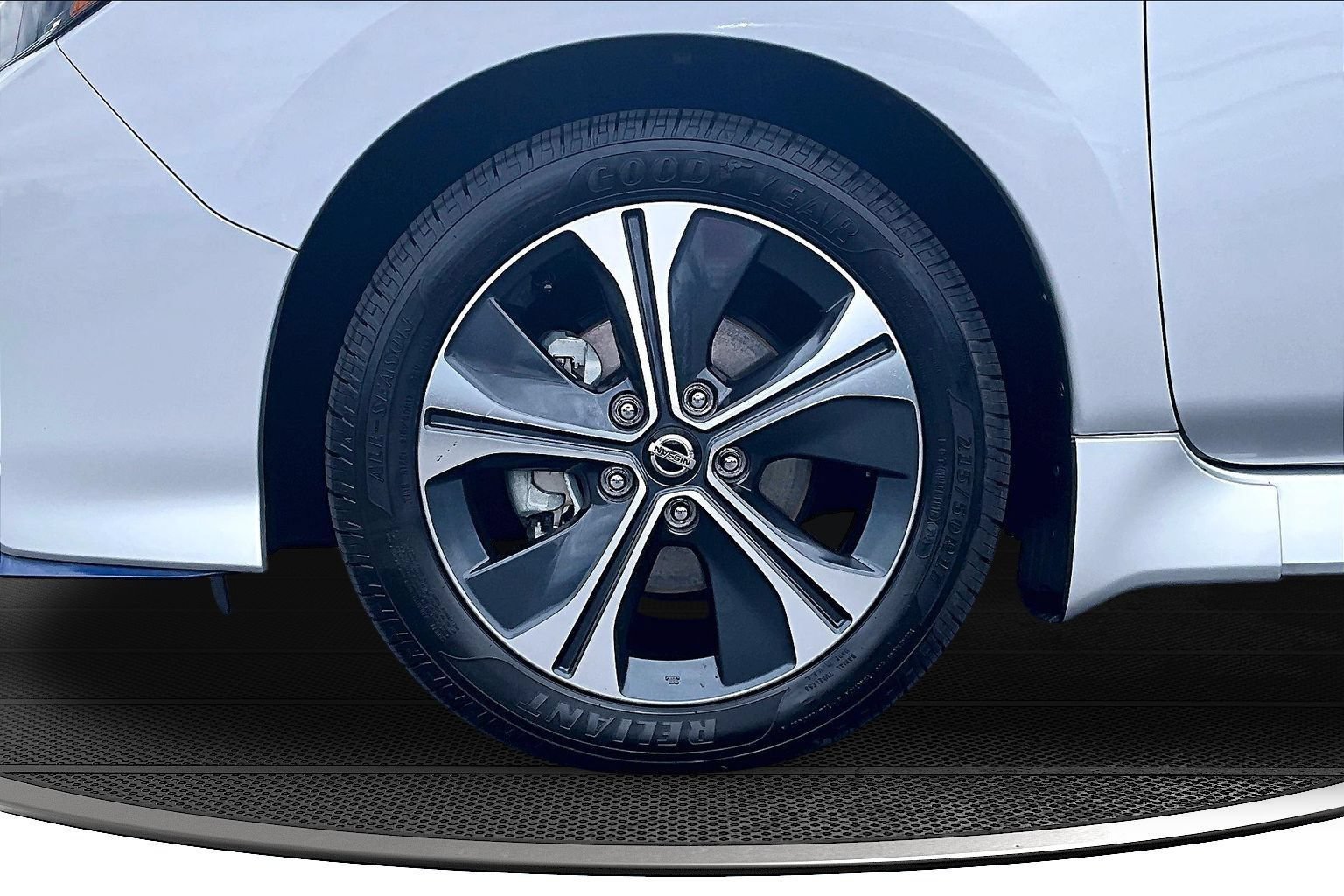 Used 2022 Nissan Leaf SV Plus FWD image 34