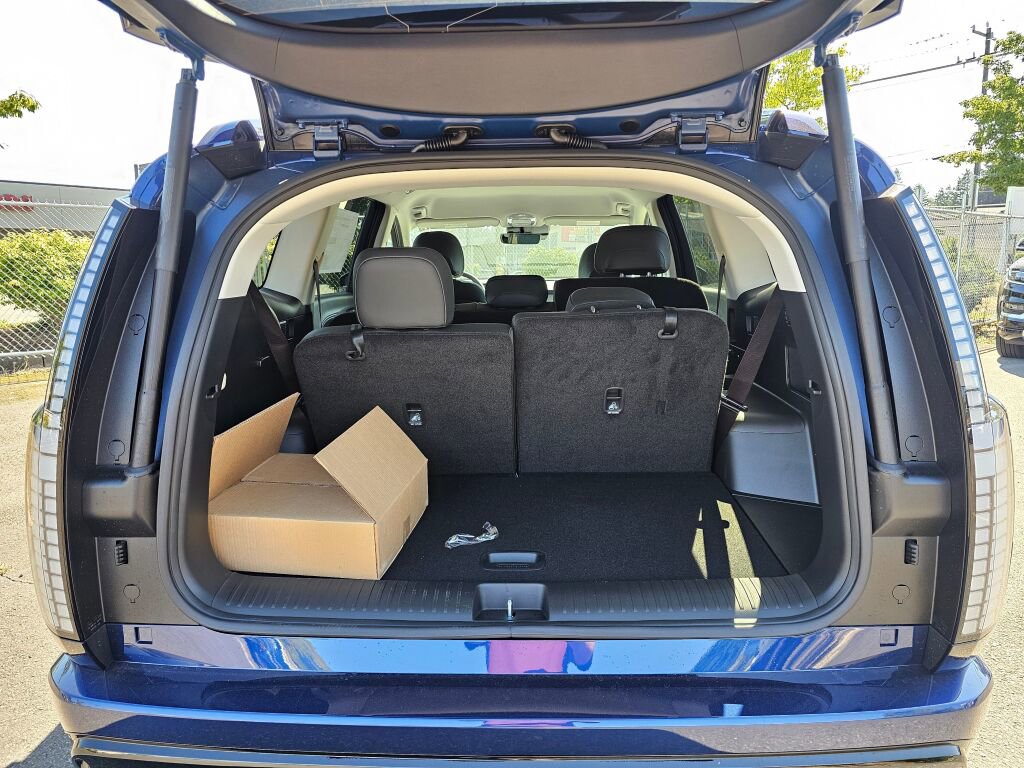 New 2026 Hyundai Ioniq 9 SEL image 13