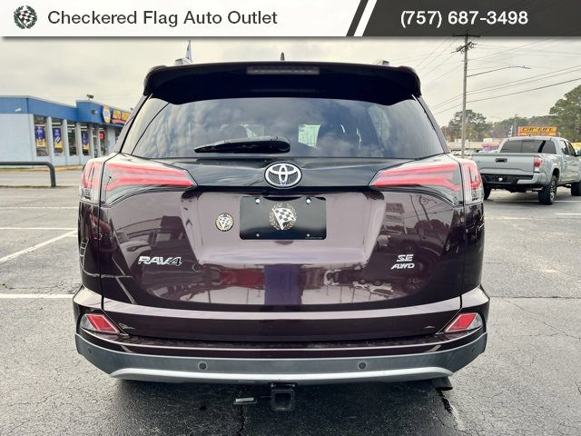 Used 2017 Toyota RAV4 SE image 6
