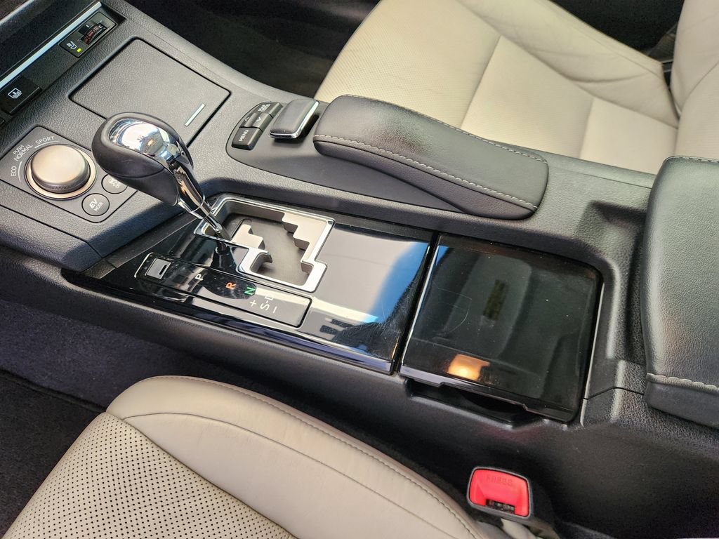 Used 2013 Lexus ES 300h w/ Luxury Pkg FWD image 21