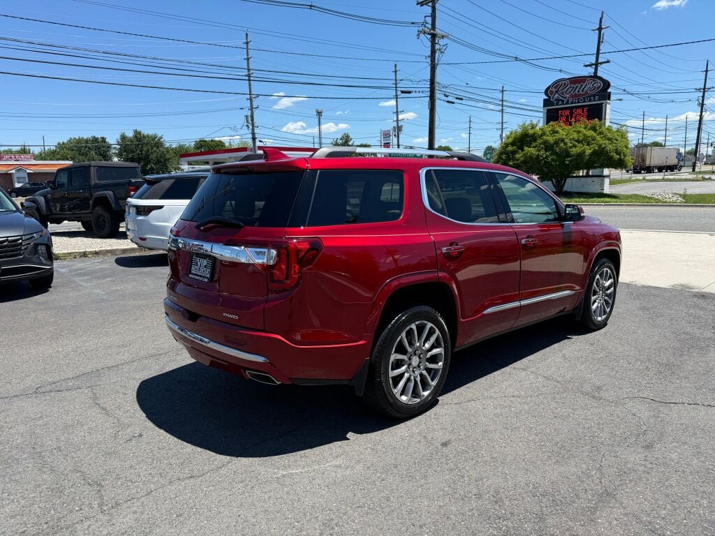 Used 2023 GMC Acadia Denali AWD/4WD image 7