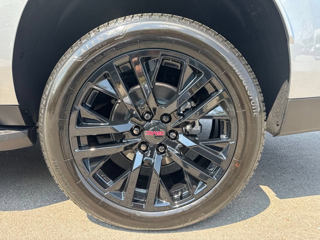New 2026 GMC Yukon XL Denali w/ Advanced Technology Package AWD/4WD image 37