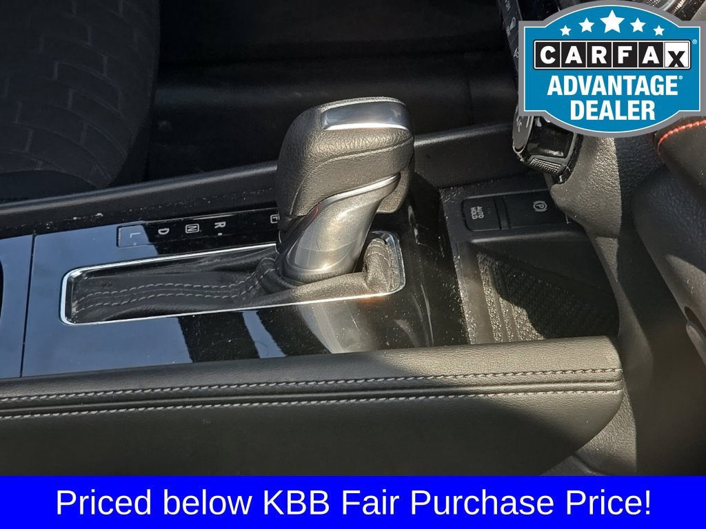 Used 2024 Nissan Kicks SR FWD image 17