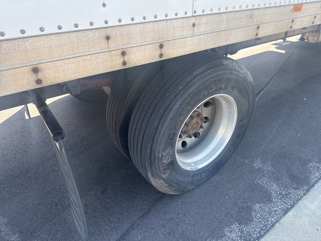 Used 2016 Ford F750 2WD Regular Cab Super Duty image 8