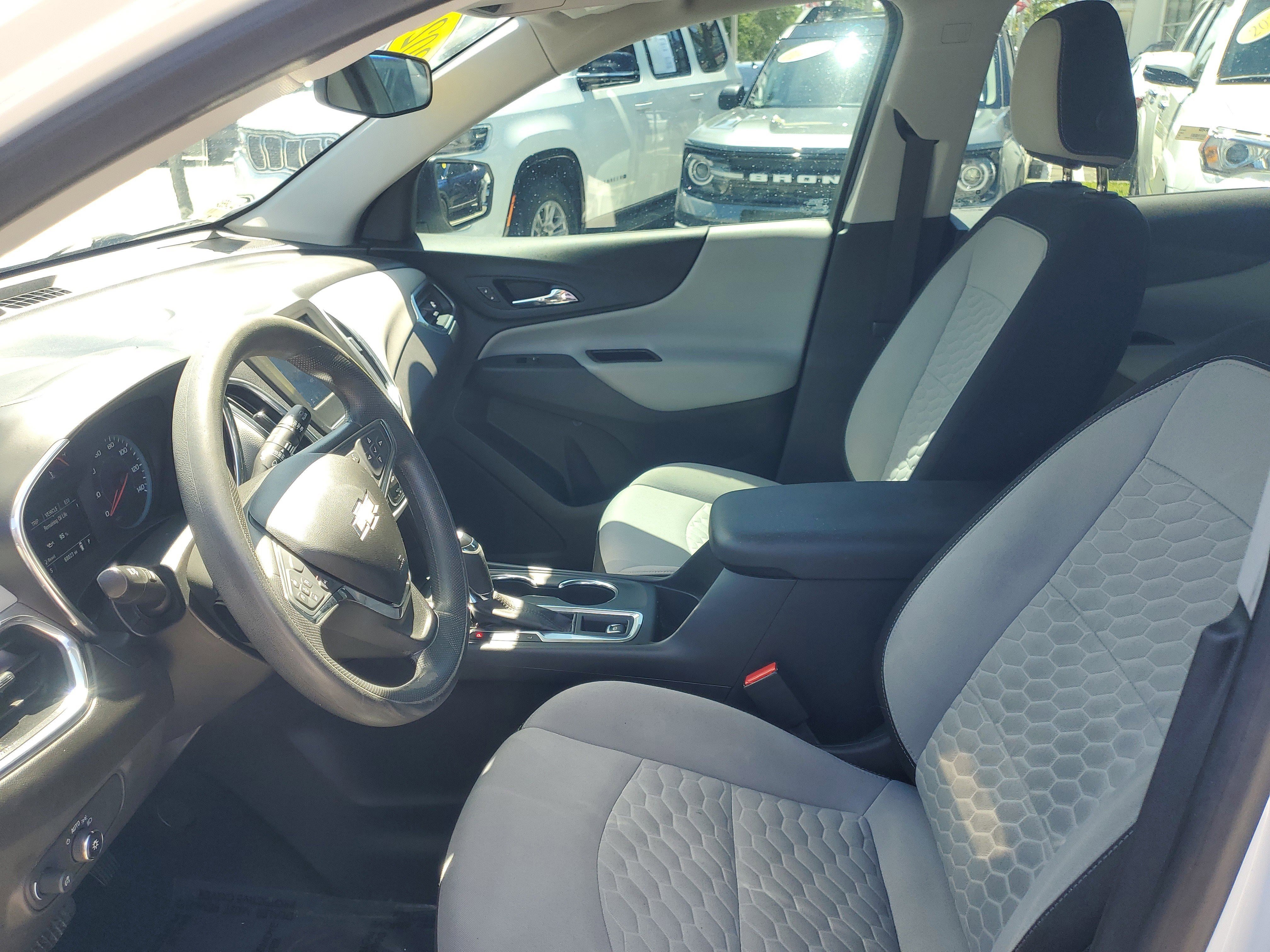 Used 2020 Chevrolet Equinox LS FWD image 15