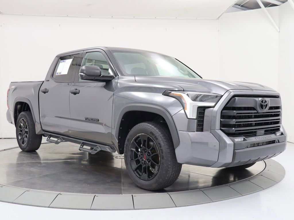 Used 2023 Toyota Tundra SR5 w/ SR5 Convenience Package AWD/4WD image 7