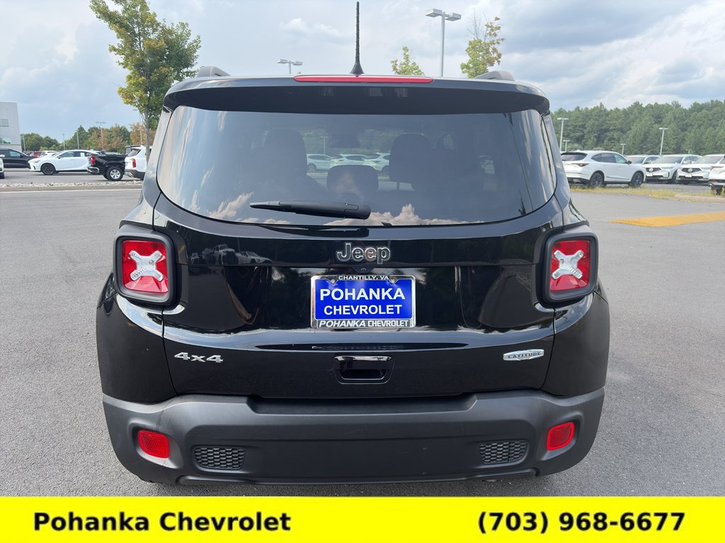 Used 2021 Jeep Renegade Latitude AWD/4WD image 6