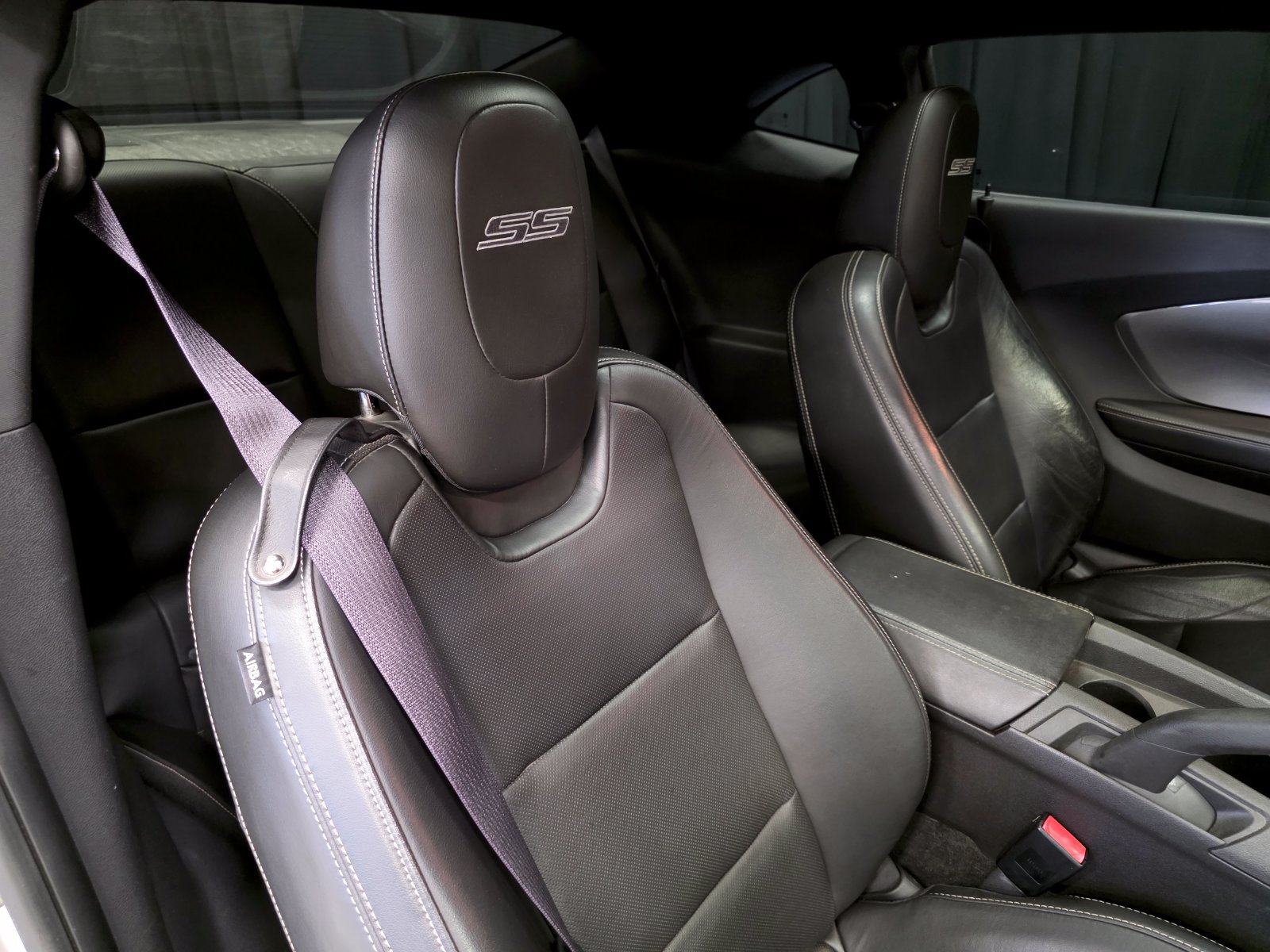 Used 2015 Chevrolet Camaro SS w/ SS Performance Package RWD image 32