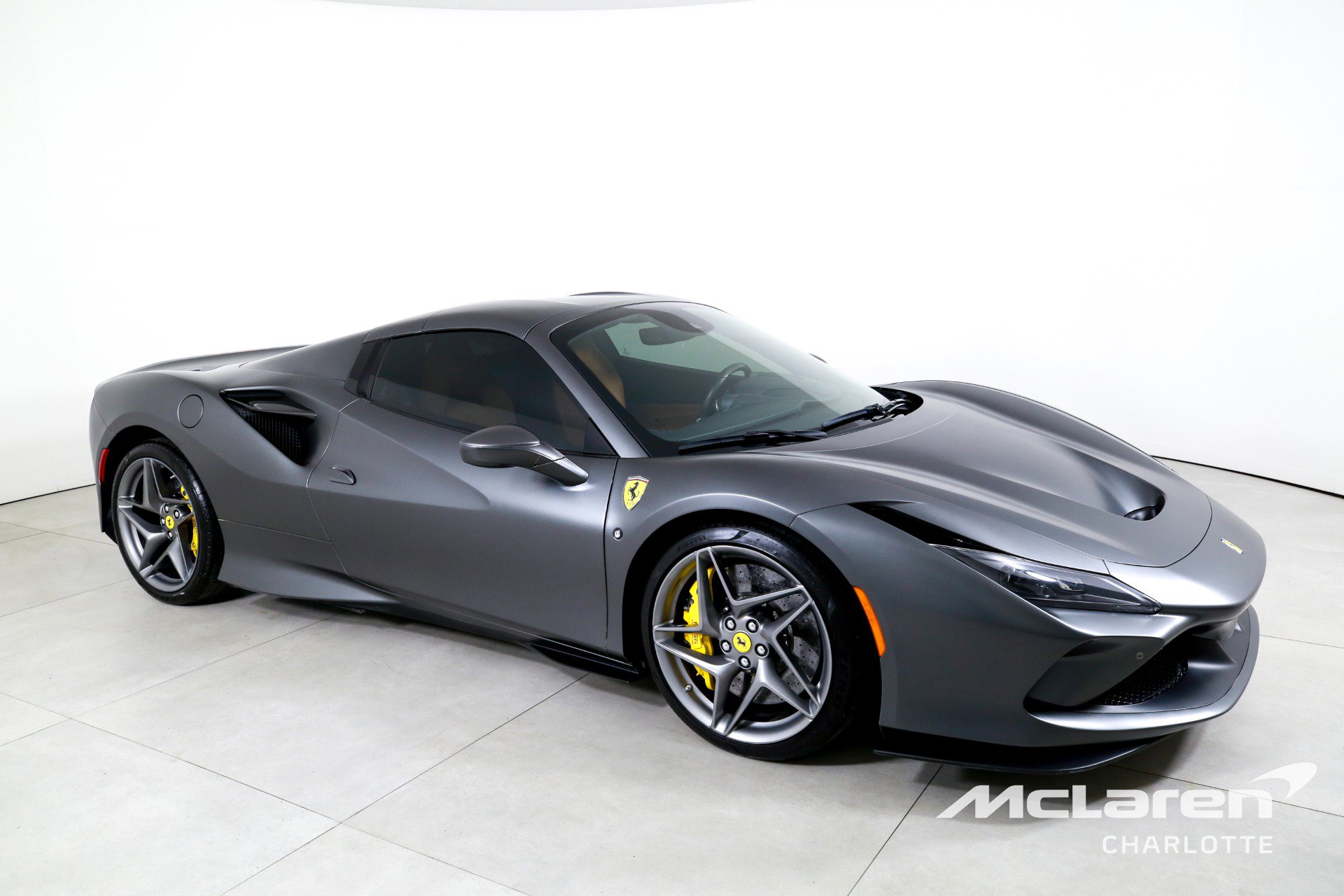 Used 2022 Ferrari F8 Tributo image 3