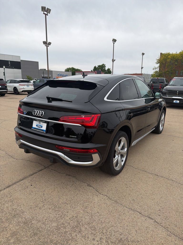 Used 2023 Audi Q5 2.0T Premium Plus w/ Premium Plus Package AWD/4WD image 7