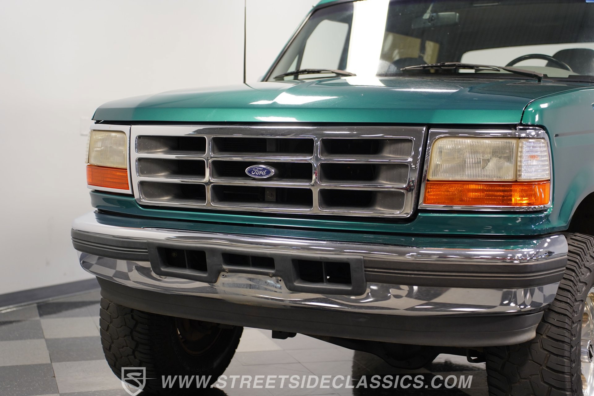 Used 1996 Ford Bronco XLT image 19