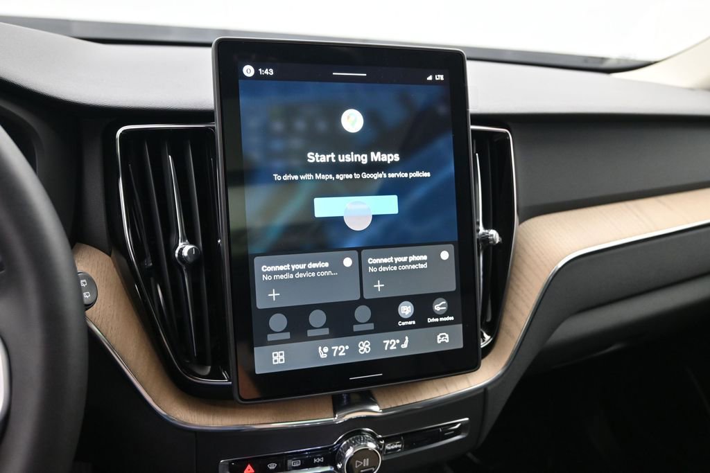 New 2026 Volvo XC60 T8 Plus w/ Climate Package AWD/4WD image 12