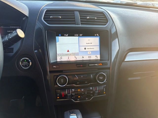 Used 2018 Ford Explorer XLT w/ Equipment Group 202A image 19