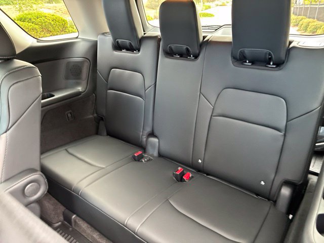 New 2026 Nissan Pathfinder Platinum AWD/4WD image 9