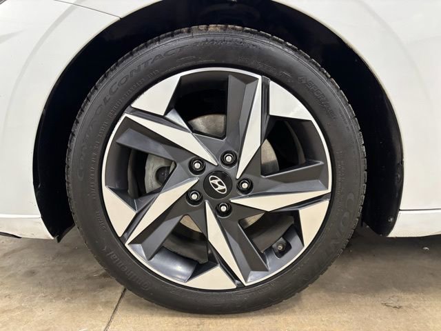 Certified 2023 Hyundai Elantra Limited w/ Cargo Package FWD image 12