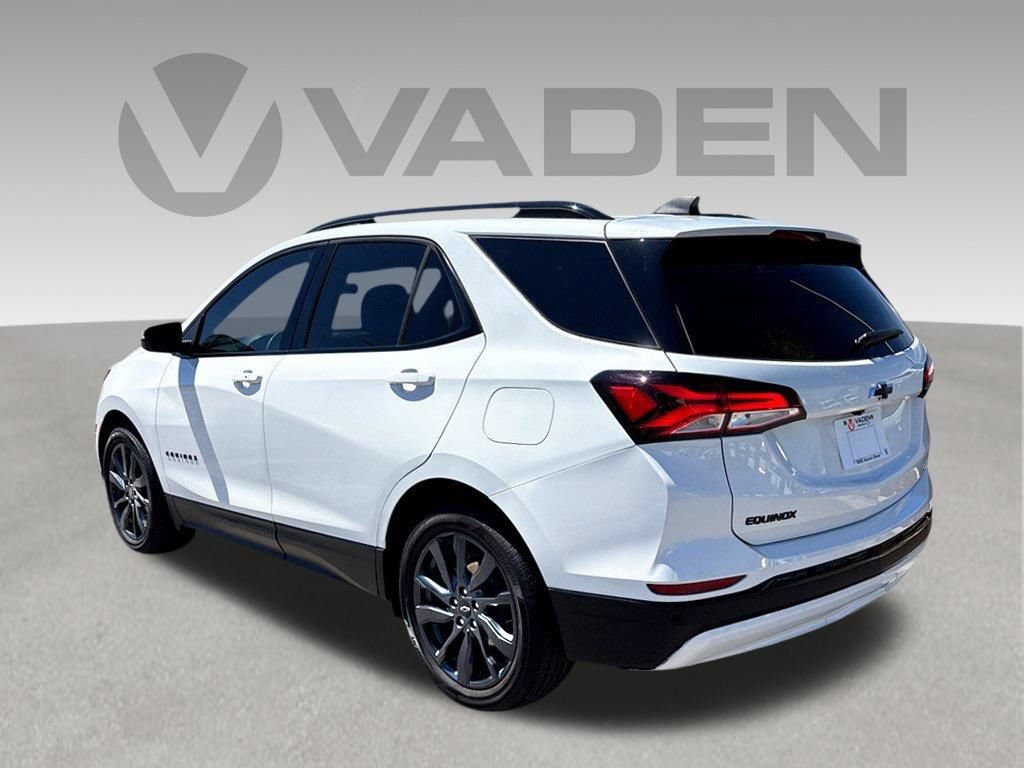 Used 2024 Chevrolet Equinox RS FWD image 26